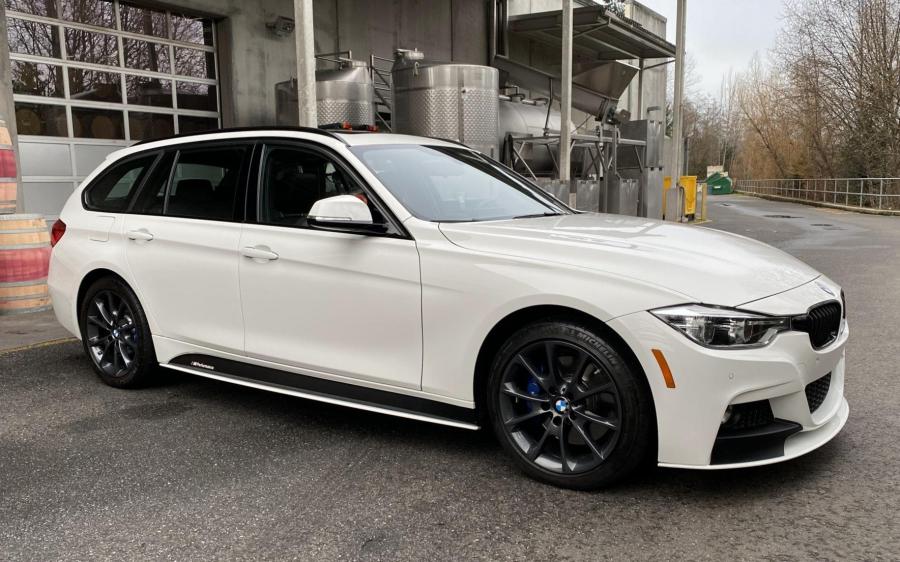 BMW 330i xDrive Touring M Sport (F31) (NA) '2017